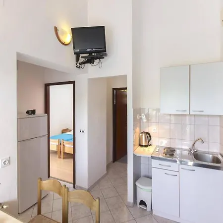 Pletikosa Gaj * Brodarica (Sibenik-Knin)