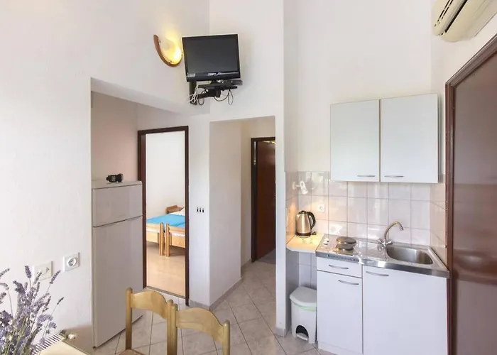 Pletikosa Gaj * Brodarica (Sibenik-Knin)